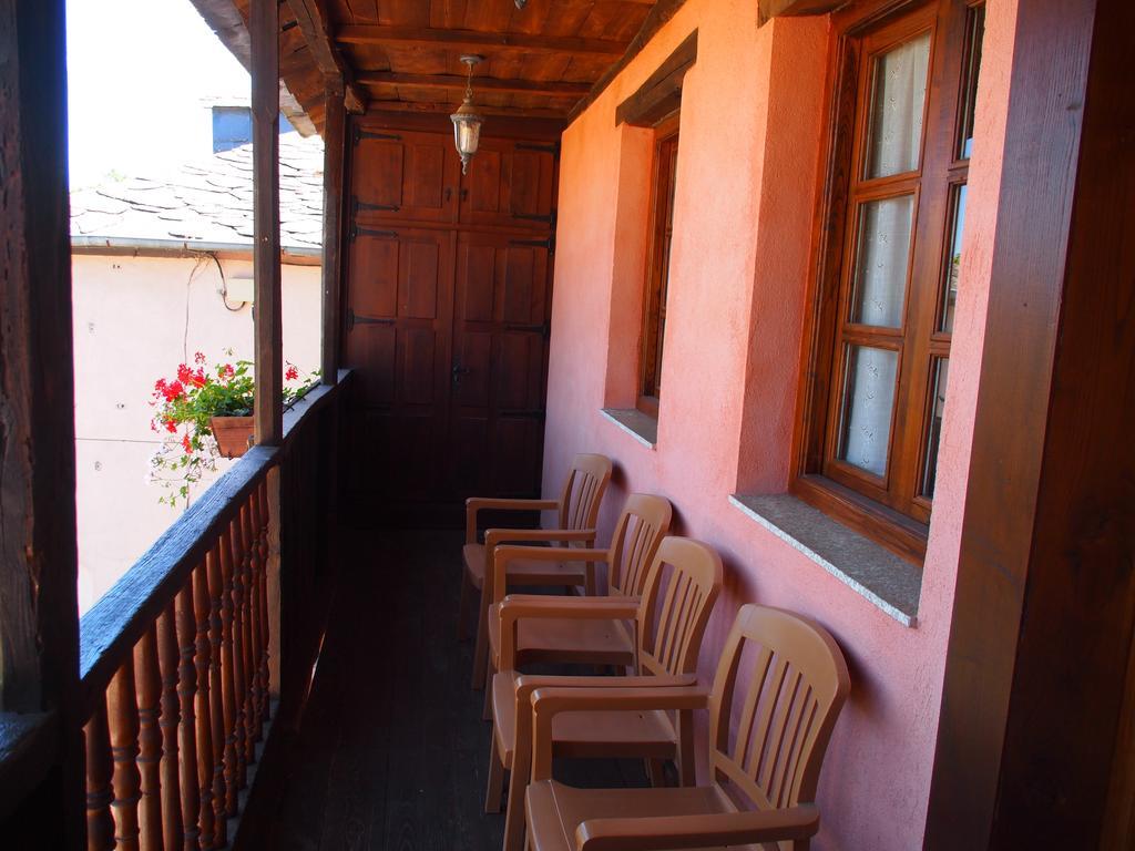 Hotel Rural El Lagar De Las Medulas Orellan Exterior photo
