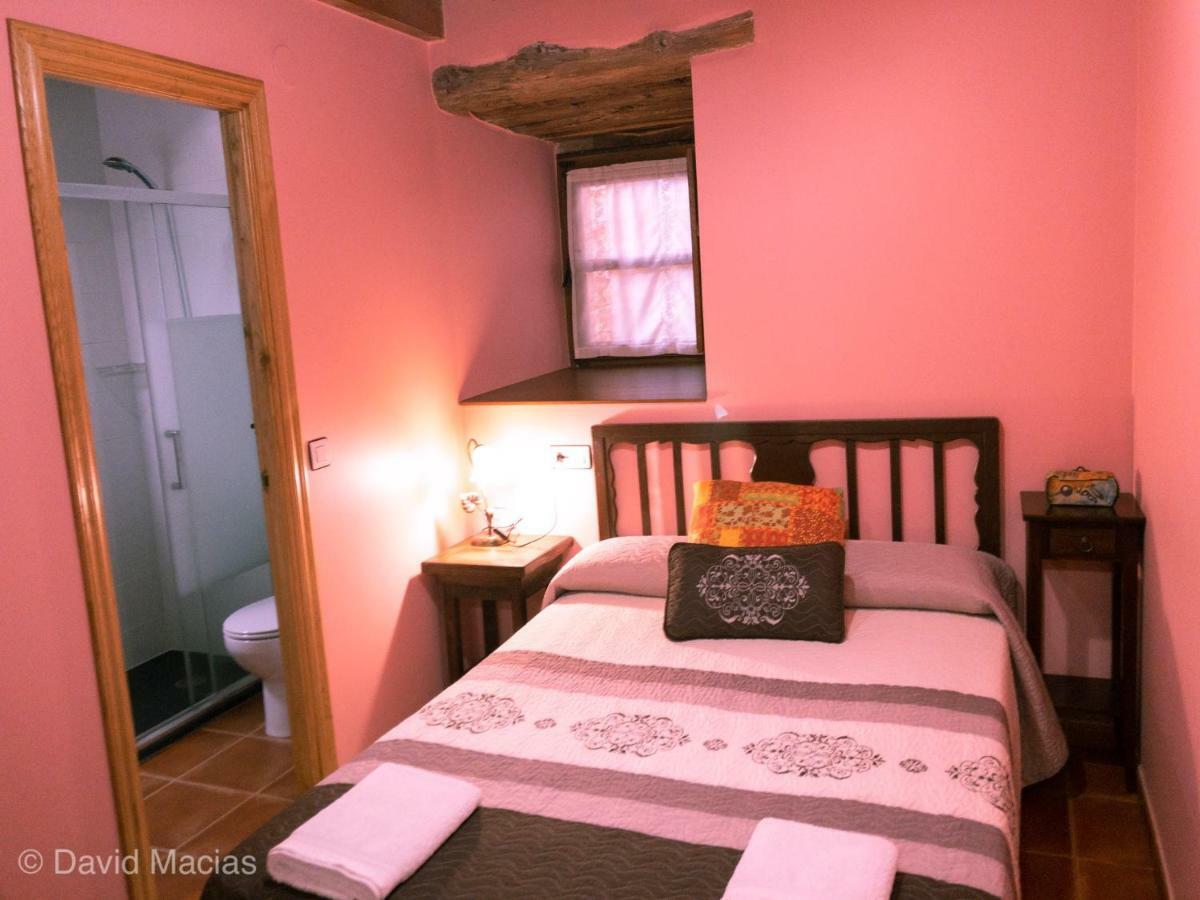 Hotel Rural El Lagar De Las Medulas Orellan Exterior photo